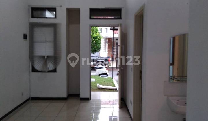 Disewakan Rumah Nyaman dan Asri Siap Huni Lokasi di Kota Baru Parahyangan Tatar Jingganagara Bandung