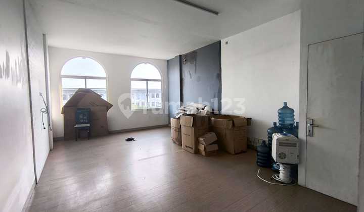 Ruko Siap Pakai di Colloseum Green Lake City Lokasi Strategis