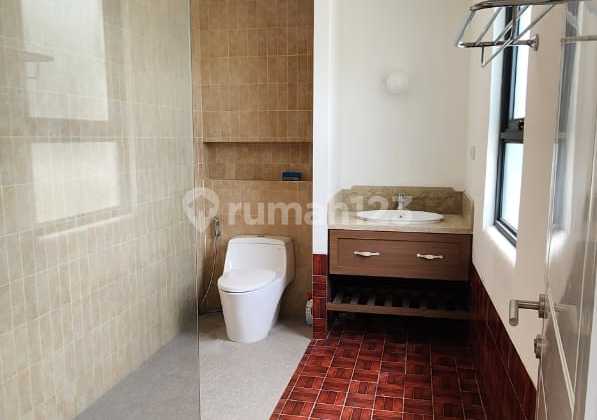 Rumah Hunian Siap Huni di Kav DKI Jakarta Barat Strategis Nego  2