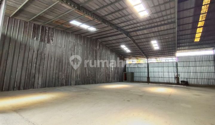 Good Warehouse Ready for Use in Mogot, West Jakarta Negotiable Good Warehouse Ready for Use in Mogot, West Jakarta Negotiable