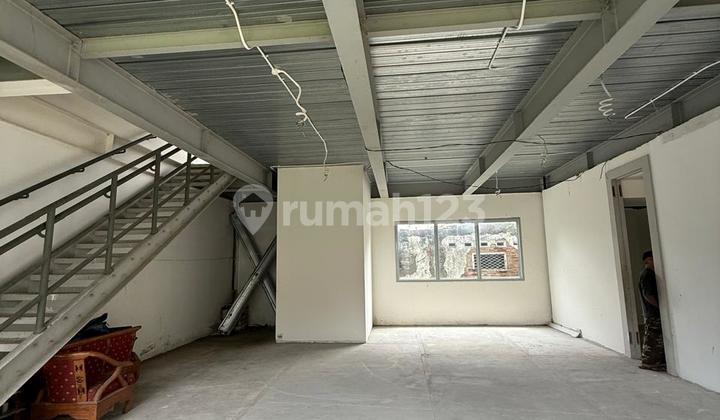 Old House in Cikini Central Jakarta Strategic Location Negotiable