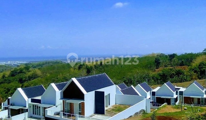Comfortable Quiet House Around Bsb City Semarang City 1