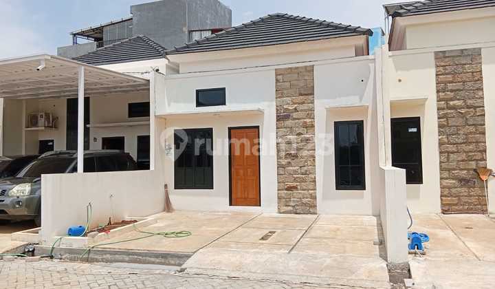 New House Good Cheap Cash Credit in Semarang City 1