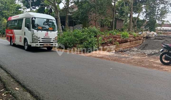 Cheap Roadside Land Near Campus Ready to Build 1