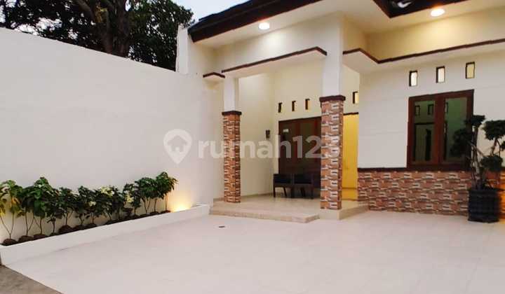 Rumah Manyaran Siap Huni Dekat Jalan Raya  2