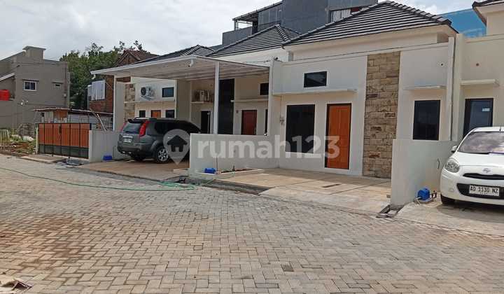 Ready-to-Occupy House Near Undip Campus Tembalang Semarang 2