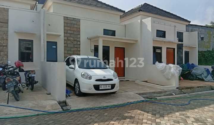New House Strategic Easy Access Around Campus in Semarang 1