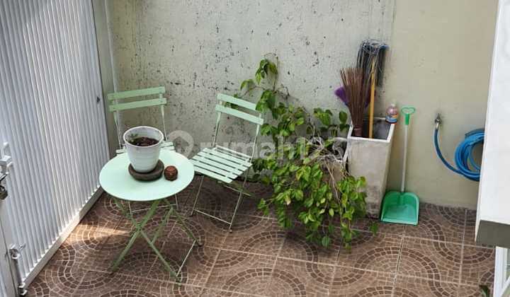 Jual Cepat Rumah Shm Furnished Ada Kolam Renang Kolmas 2