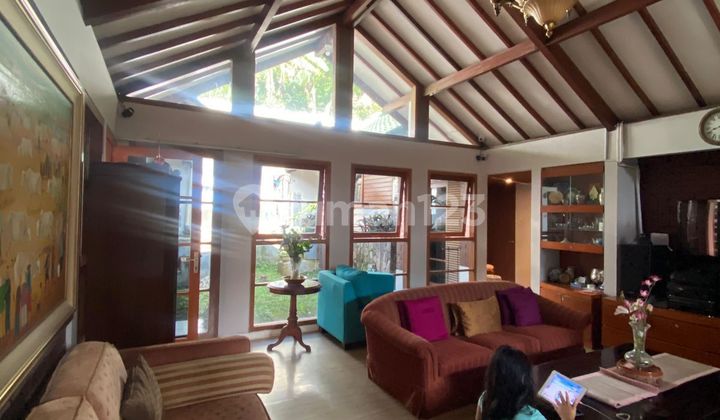 Rumah / Villa Komplek ITB Dago 2