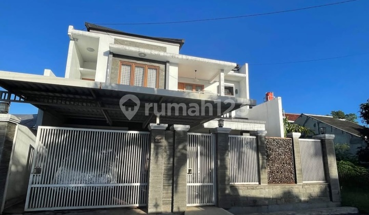Fast Sale 2-Story Semi-Furnished House on Terusan Buah Batu 2