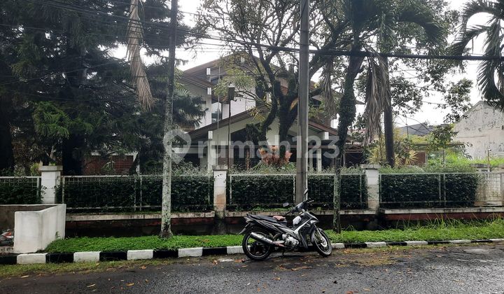 Di Jual Cepat Rumah Cantik 2 Lt di Setrasari 2