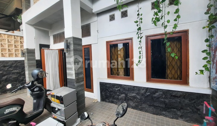 Jual Cepat Rumah Cantik 2 Lt di Cipamokolan 2