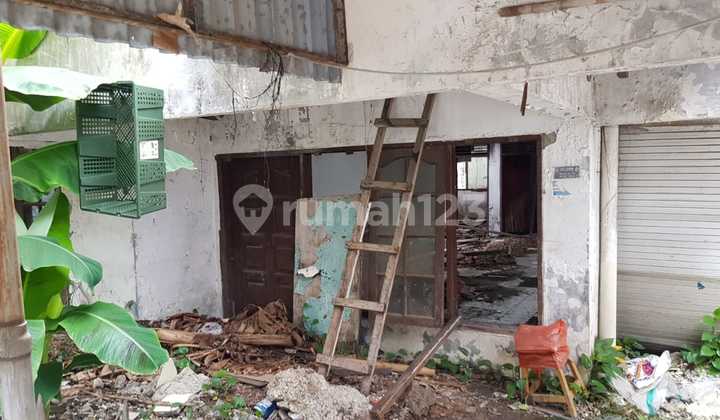 Dijual Rumah dihitung harga tanah di pluit.