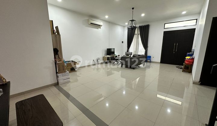 Dijual! Rumah 2 Lantai Siap Huni, Cilincing Jakut | LT 135m², 3+1 KT, SHM, Harga 2.3M Nego! 2