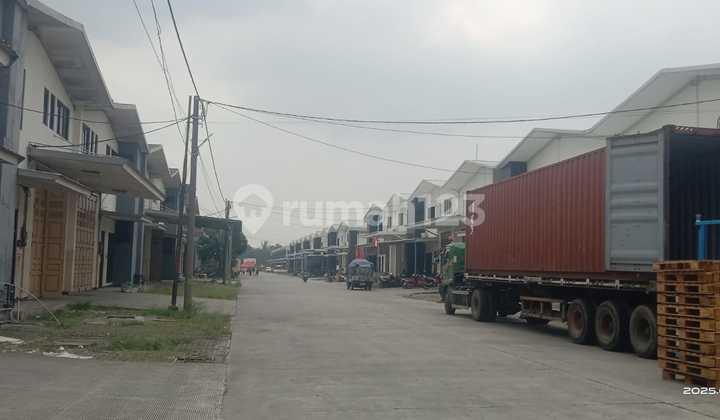Strategic Warehouse Rental in Balaraja - Toll Access & 40ft Container!