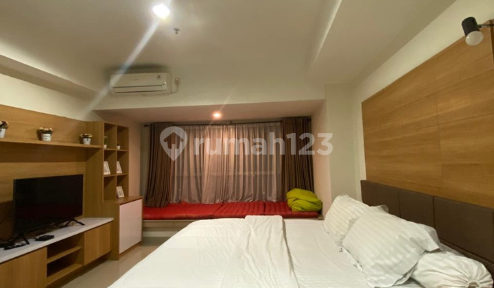 Westwood 2 Bedroom Apartment Furnished