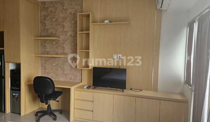Fully Furnished Apartment with Strategic Location in Depok