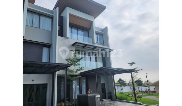 Swimmingpool terlengkap, lift 3 lantai ARDEA Summarecon Location Gading Serpong