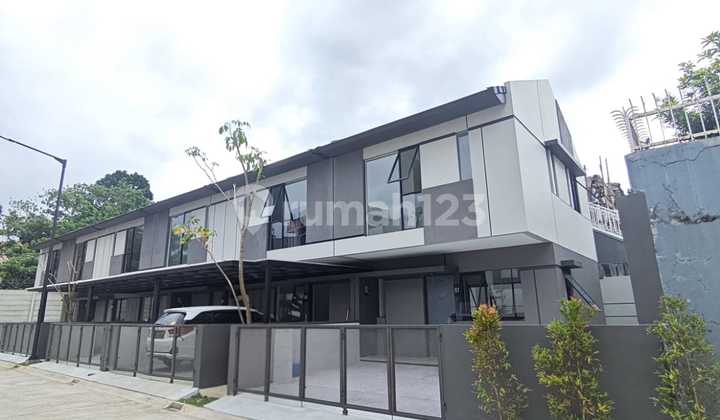 For Rent Fast Cendana Xpana, Behind Hypermart Cyberpark Karawaci 2 Floors