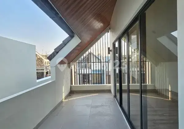 ONLY 2 million, GADING SERPONG, LEONORA Full Attic! Leonora Summarecon Premium ONLY 2 million, GADING SERPONG, LEONORA Full Attic! Leonora Summarecon Premium