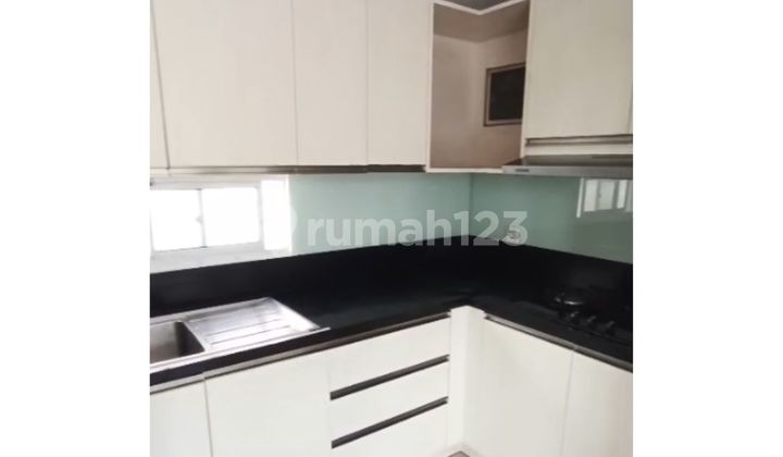 Affordable 3BR Penthouse at Rainbow Spring, Below Market Price in Gading Serpong!