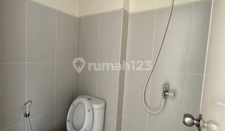 Dekat Area Kampus Ruko Madison Grande Paramount Land Dijamin Paling Ramai!