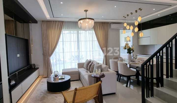 Two-Story Luxury House Ready to Occupy Near Suhat Airplane Statue 2