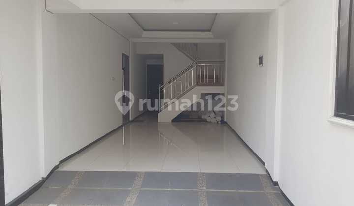 Araya Luxury House Cheap Suitable For Investment Near Binus Dormitory 2