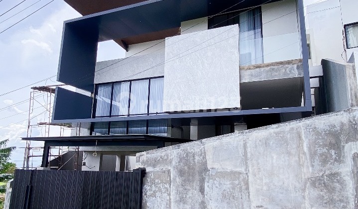 For Sale Luxury Villa Tropical Modern Design 3 Floors