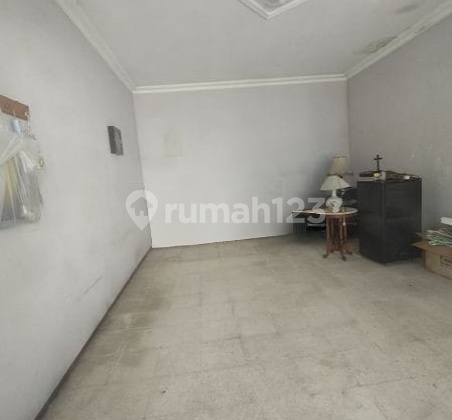 Dijual Rumah di Jl Bunga Flamboyan Akses 2,5 Mobil 2