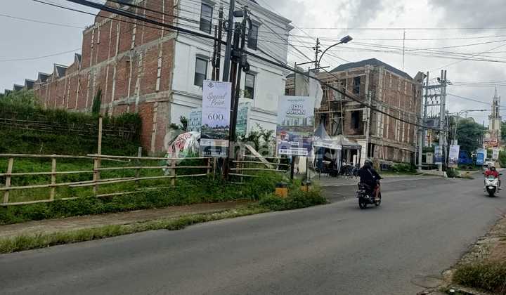 Dijual Tanah Kavling Strategis Dekat Universitas dan Padat Kos