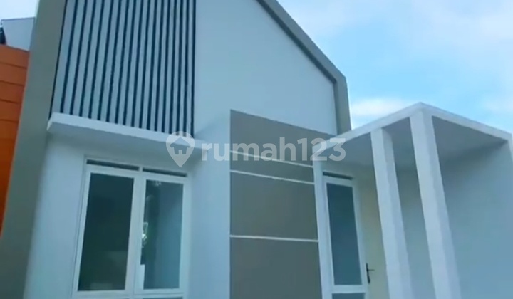 Minimalist Aesthetic House Near UB and UMM 2
