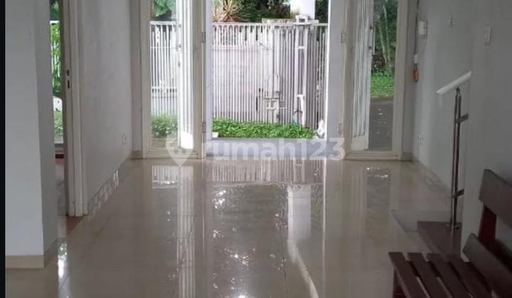 Dijual Rumah Mewah Dua Lantai di Villa Puncak Tidar Lengkap dengan Kolam Renang 2