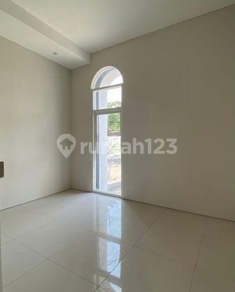 Elegant House Near RSSA in the Center of Malang City 2