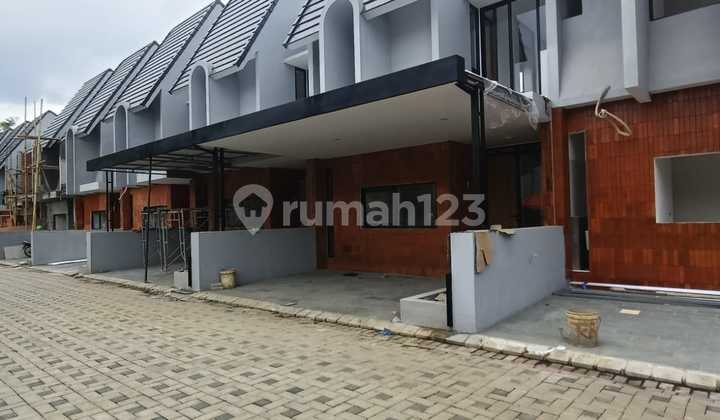 Dijual Murah Rumah Kos Lokasi Strategis di Joyo Agung Dijual Murah Rumah Kos Lokasi Strategis di Joyo Agung