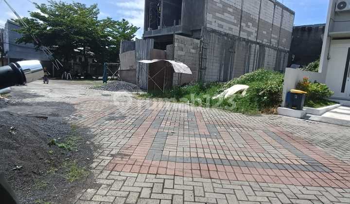 Land for Sale Ready to Build on Jl. Candi Mendut in a Densely Populated Boarding House Area.