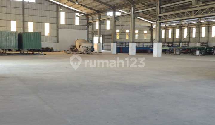 Wide Warehouse in Gresik Ready to Occupy Industrial Area Wide Warehouse in Gresik Ready to Occupy Industrial Area