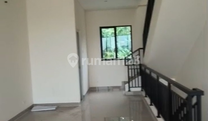 RUKO HAMPTON PROMENADE GADING SERPONG 3 FLOORS READY TO OCCUPY