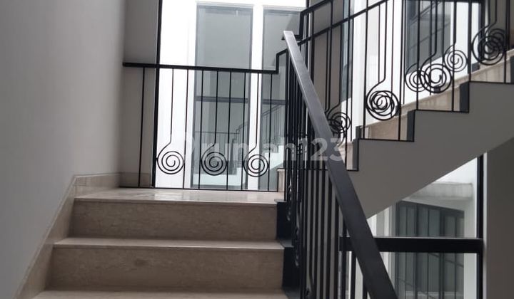 Rumah Brand New, Depan Taman Sutera Winona Alam Sutera Free ac 2