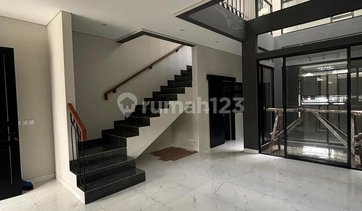 RUMAH BARU HOOK  SEKTOR 7A GADING SERPONG MODERN CLASSIC