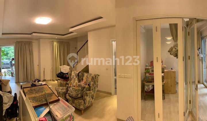 Semi-Furnished Savia BSD House, Nice and Cheap with Void Space 2