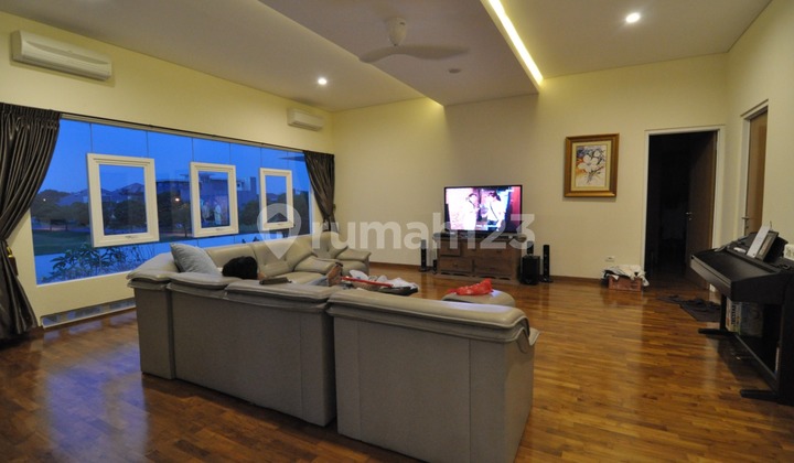 Rumah Cantik seperti Villa di Bali  di Perumahan Elite ALAM SUTERA buana