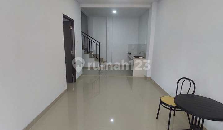 RUMAH SIAP HUNI CATALINA GADING SERPONG SUDAH RENOV RUMAH SIAP HUNI CATALINA GADING SERPONG SUDAH RENOV