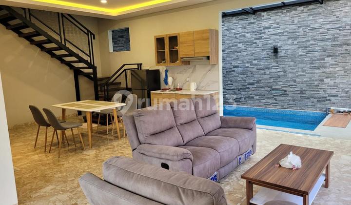 RUMAH CANTIK FULL FURNISH ADA SWIMMING POOL BOHEMIA GADING SERPONG RUMAH CANTIK FULL FURNISH ADA SWIMMING POOL BOHEMIA GADING SERPONG