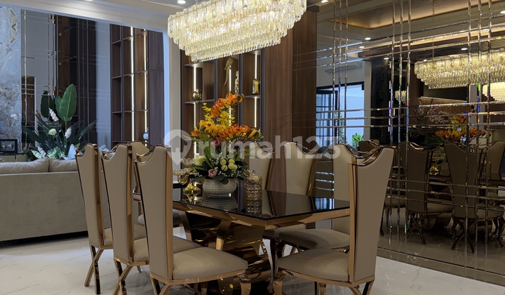 Luxury House Best Price at Giardina BSD 2