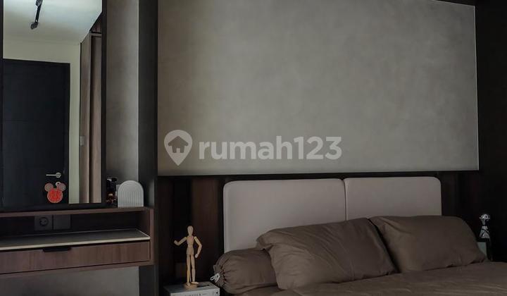 Apartemen Royal Mediterania Garden Siap Huni 2Br Full Furnish View Kolam Renang 2