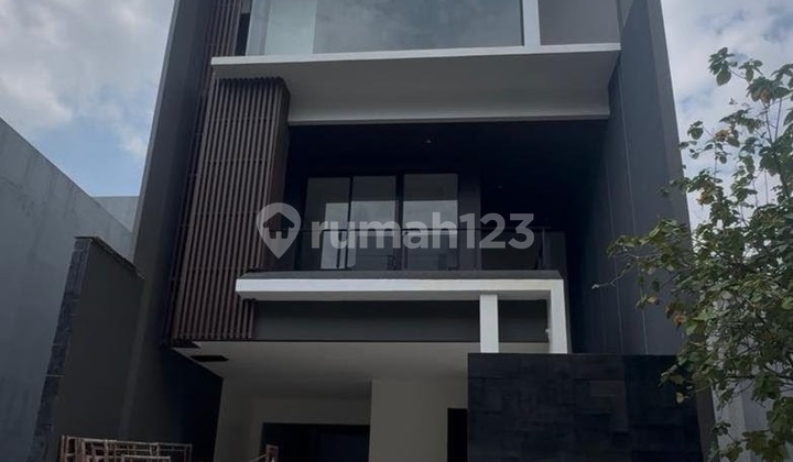 Rumah Baru 4 Lantai Permata Buana Jakarta Barat Masih On Progress