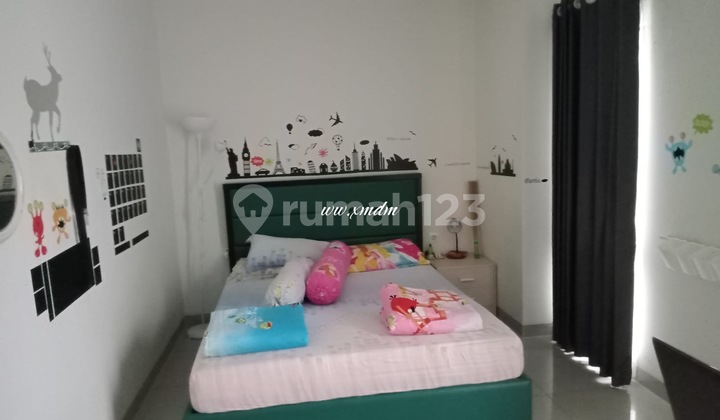 Rumah THOMSON Scientia Gading Serpong 2 Lantai free kitchen set 2