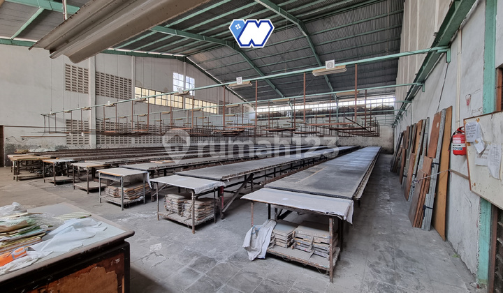 Spacious and Strategic Warehouse in Babakan Ciparay, Bandung Spacious and Strategic Warehouse in Babakan Ciparay, Bandung