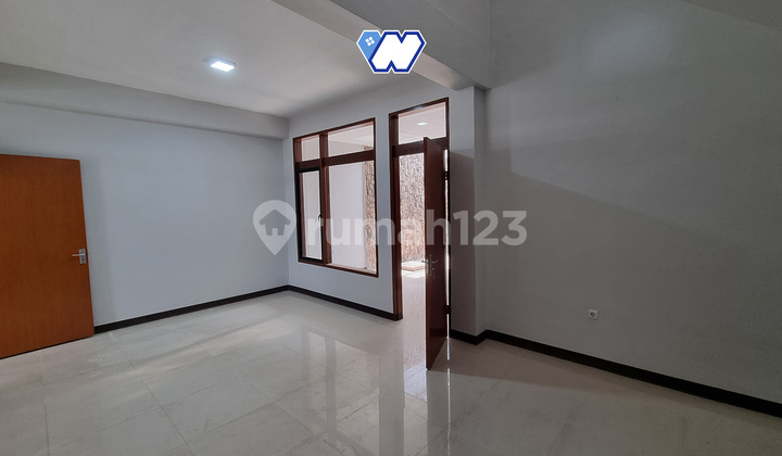 Renovated Shophouse 192 m2 SHM Babakan Ciparay, Bandung 2